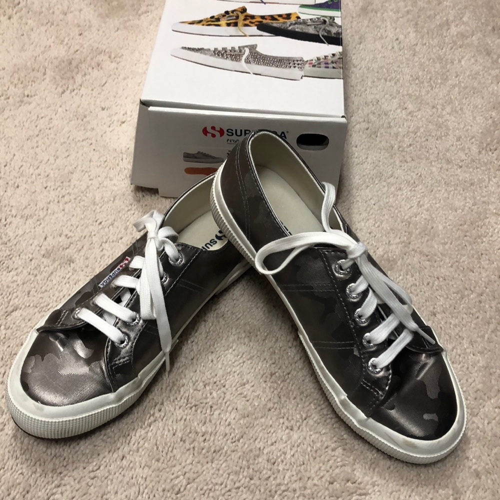 Superga 2750 Army Chrome Size 7